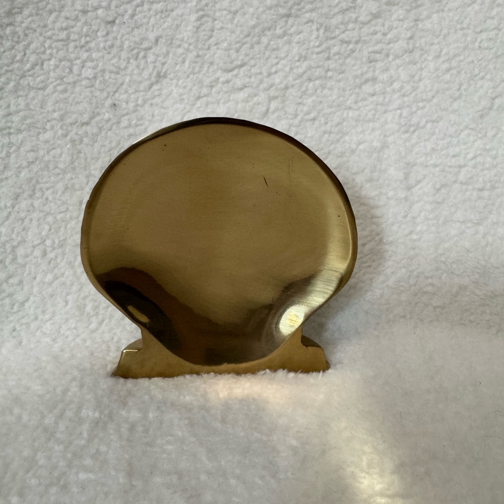 Brass Shell Bookend - Picture 2 of 4